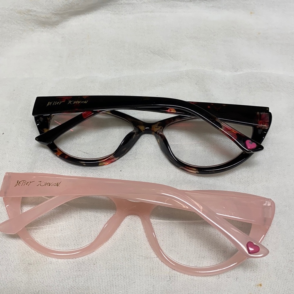 Betsey Johnson cat eye readers, 1.5